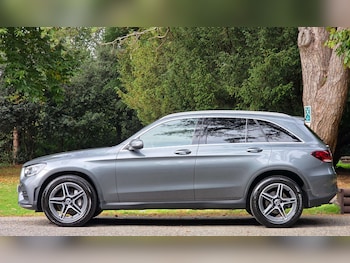 Used Mercedes-Benz GLC 2020 for sale - 76220604: Photo 3