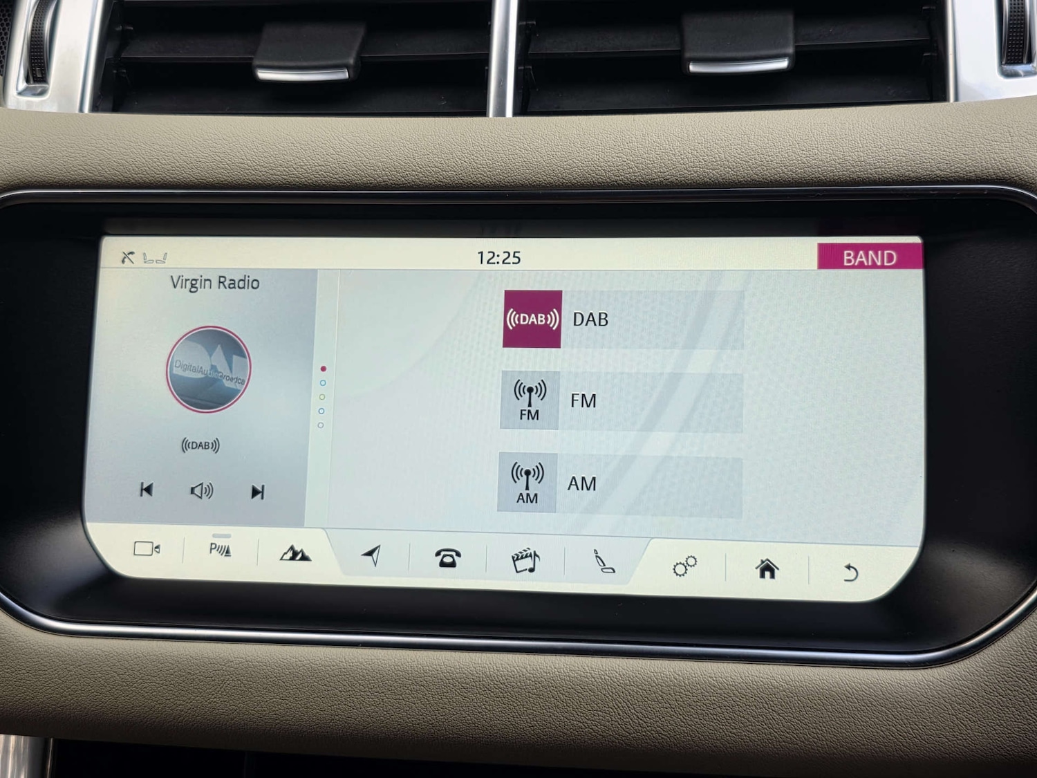 Used Land Rover Range Rover Sport 2017 for sale - 76985174: Photo 35