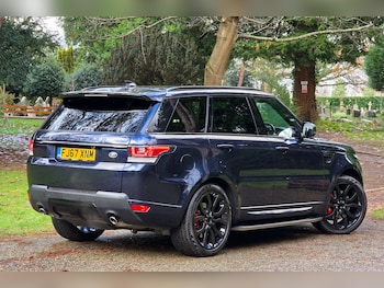 Used Land Rover Range Rover Sport 2017 for sale - 76985174: Photo