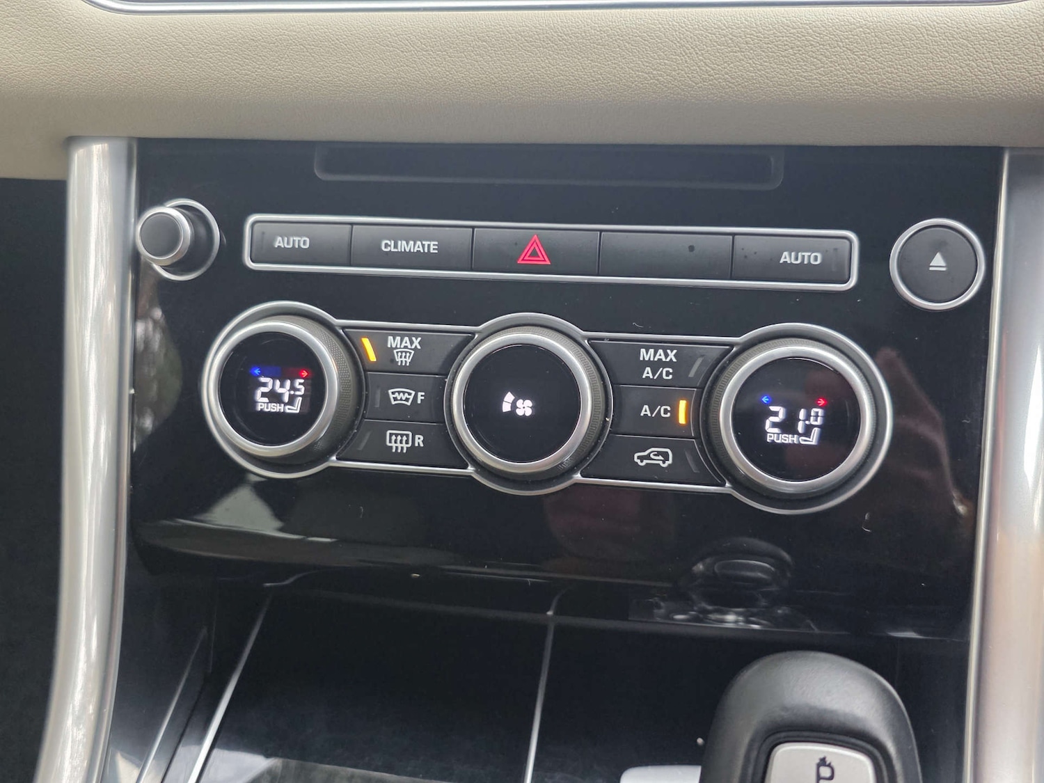 Used Land Rover Range Rover Sport 2017 for sale - 76985174: Photo 44