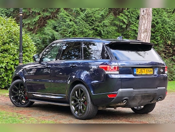 Used Land Rover Range Rover Sport 2017 for sale - 76985174: Photo