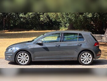 Used Volkswagen Golf 2018 for sale - 75830353: Photo