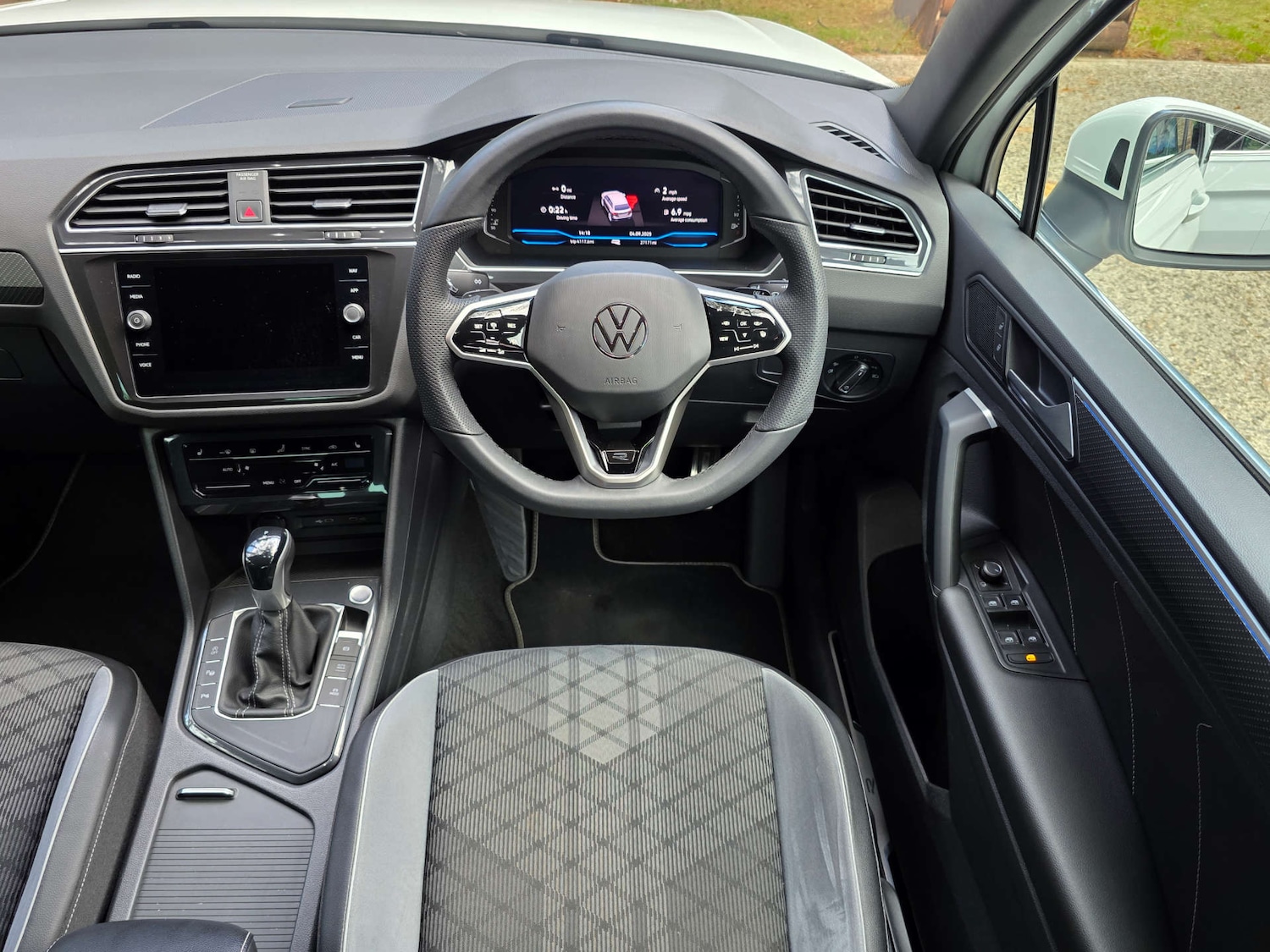 Used Volkswagen Tiguan 2021 for sale - 76985169: Photo 11