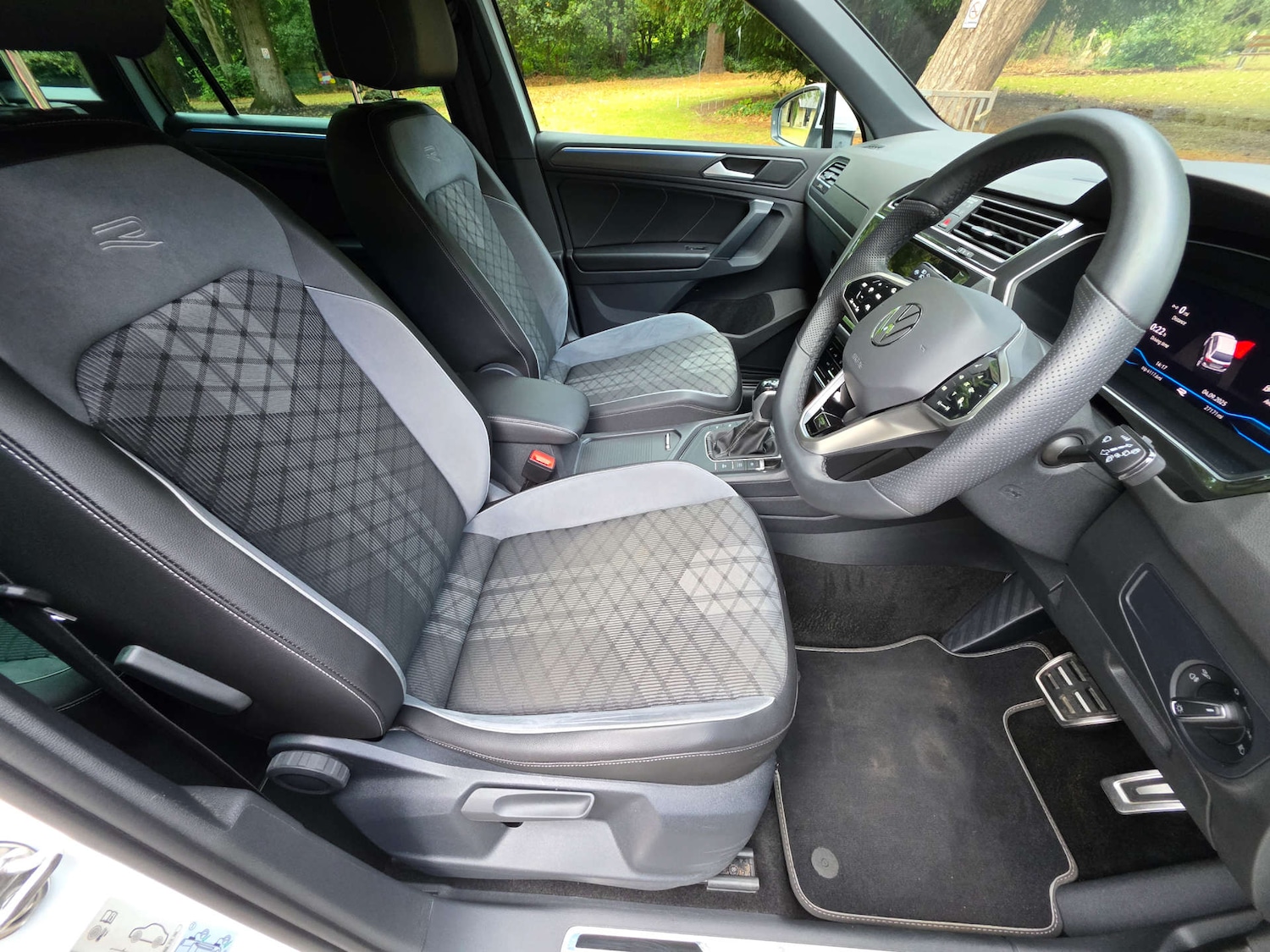 Used Volkswagen Tiguan 2021 for sale - 76985169: Photo 15