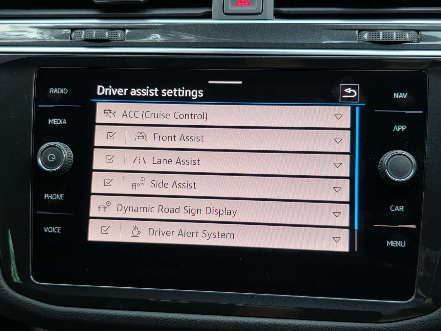 Used Volkswagen Tiguan 2021 for sale - 76985169: Photo 23