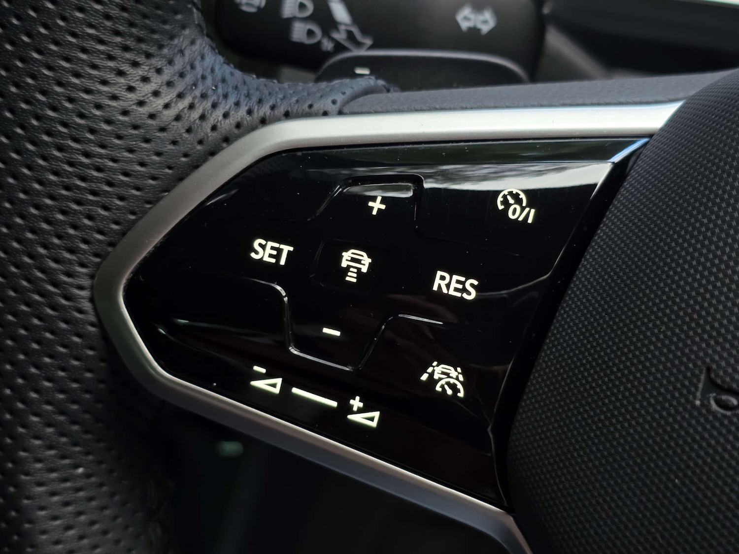 Used Volkswagen Tiguan 2021 for sale - 76985169: Photo 39