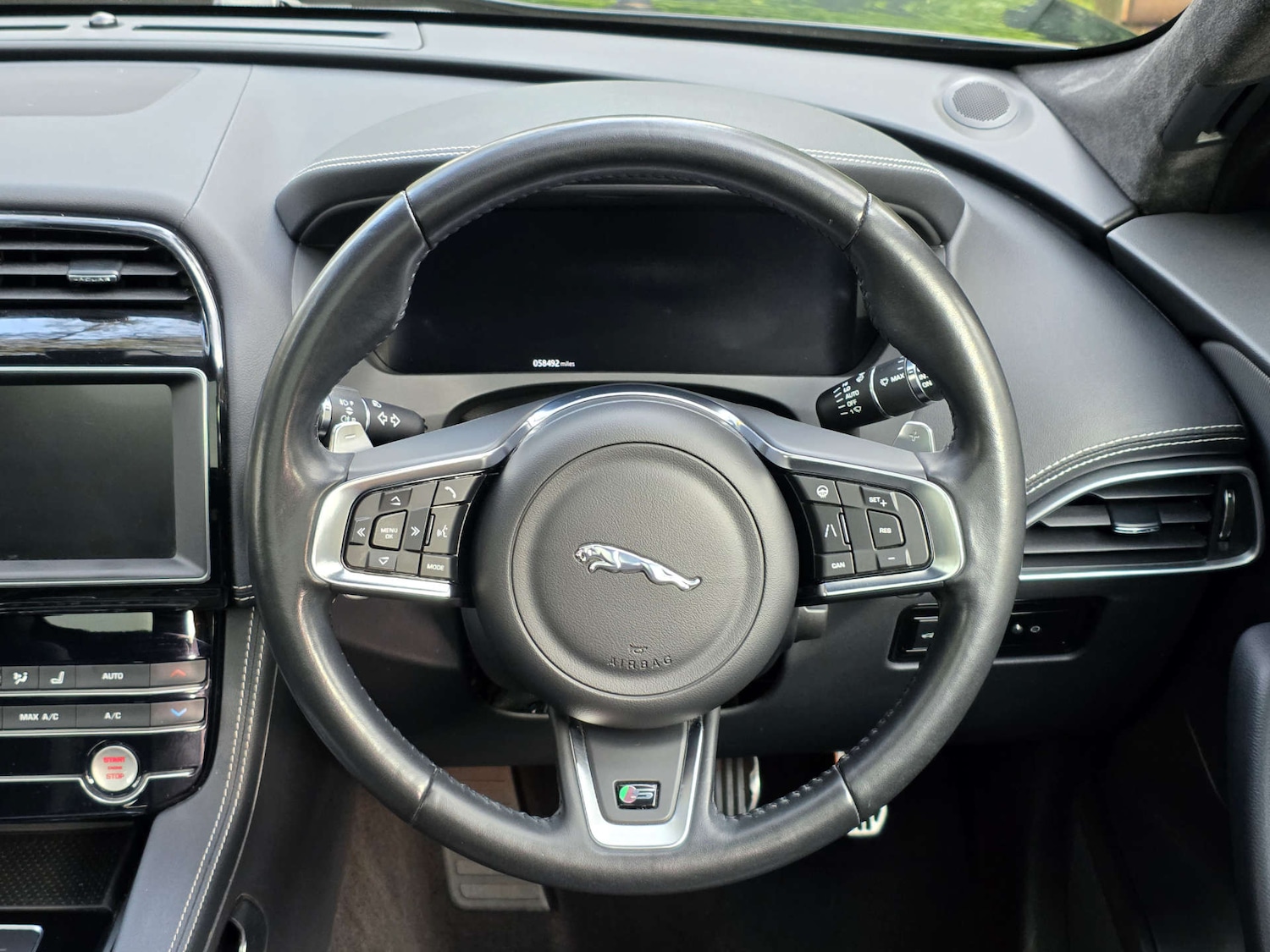 Used Jaguar F-Pace 2019 for sale - 77105767: Photo 11