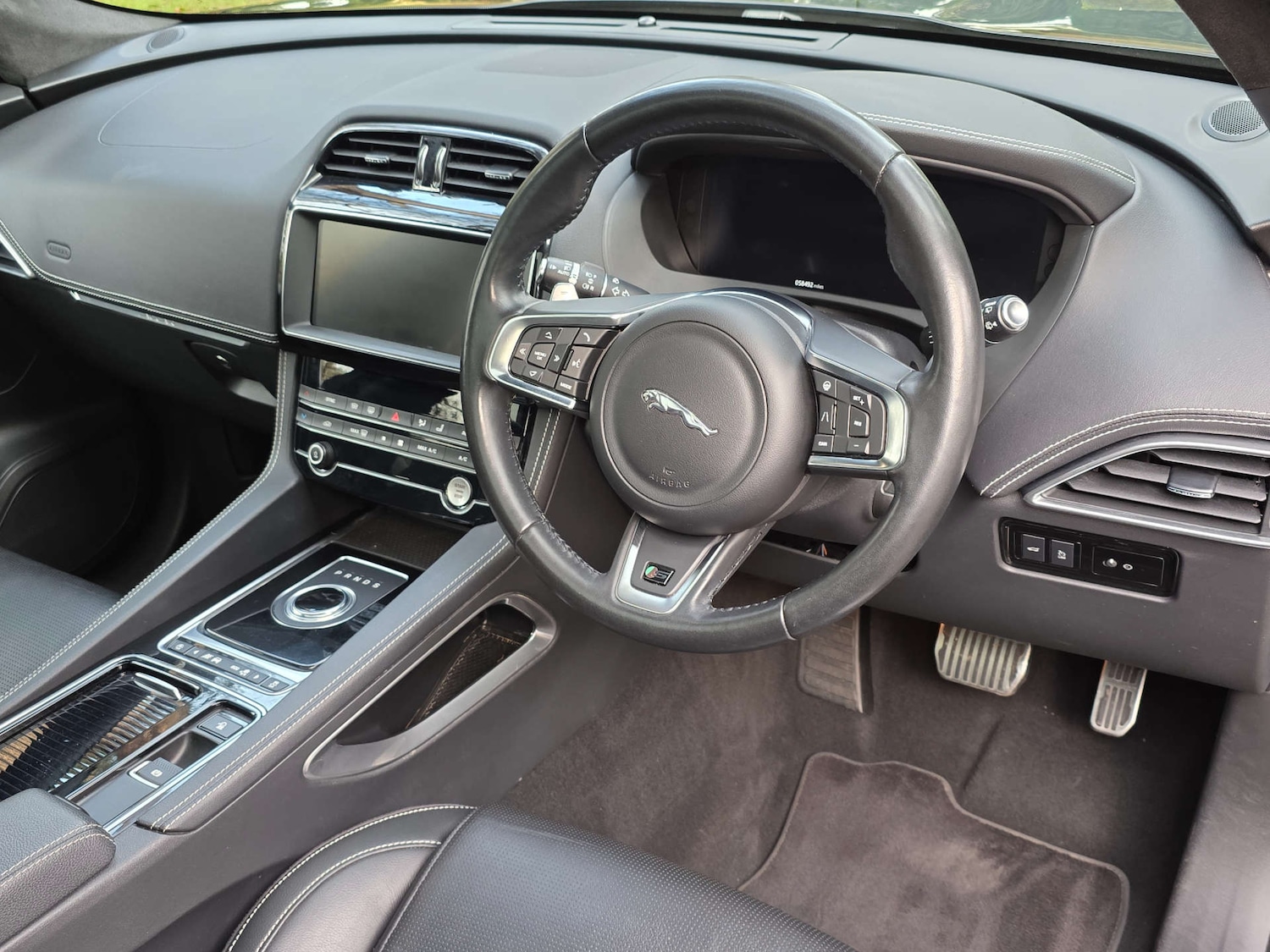 Used Jaguar F-Pace 2019 for sale - 77105767: Photo 13