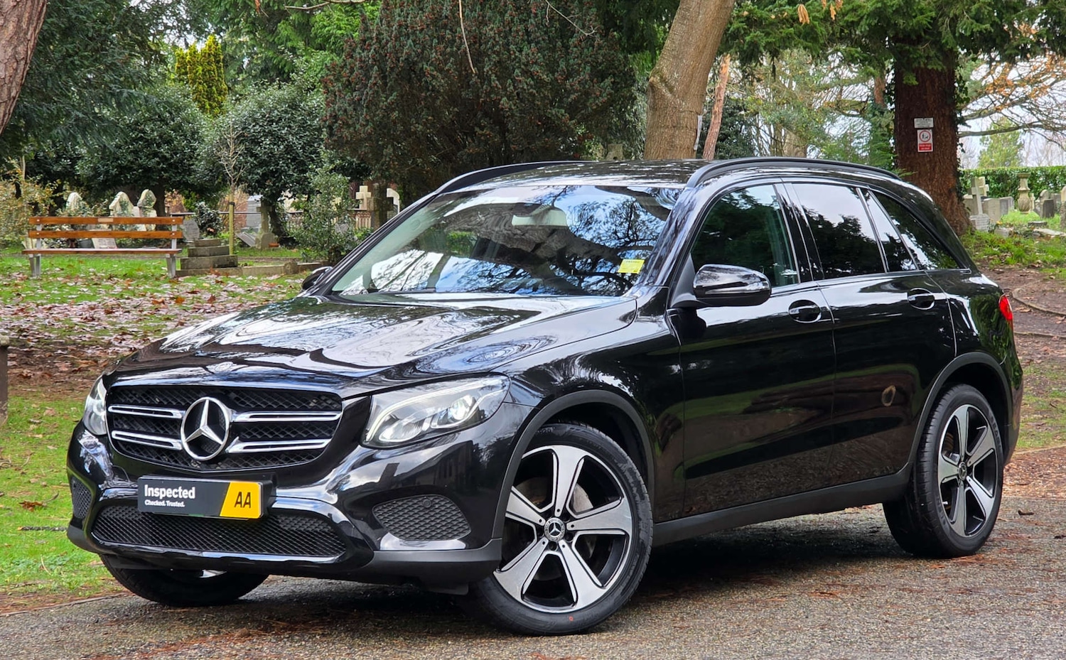 Used Mercedes-Benz GLC 2018 for sale - 76985172: Photo 2
