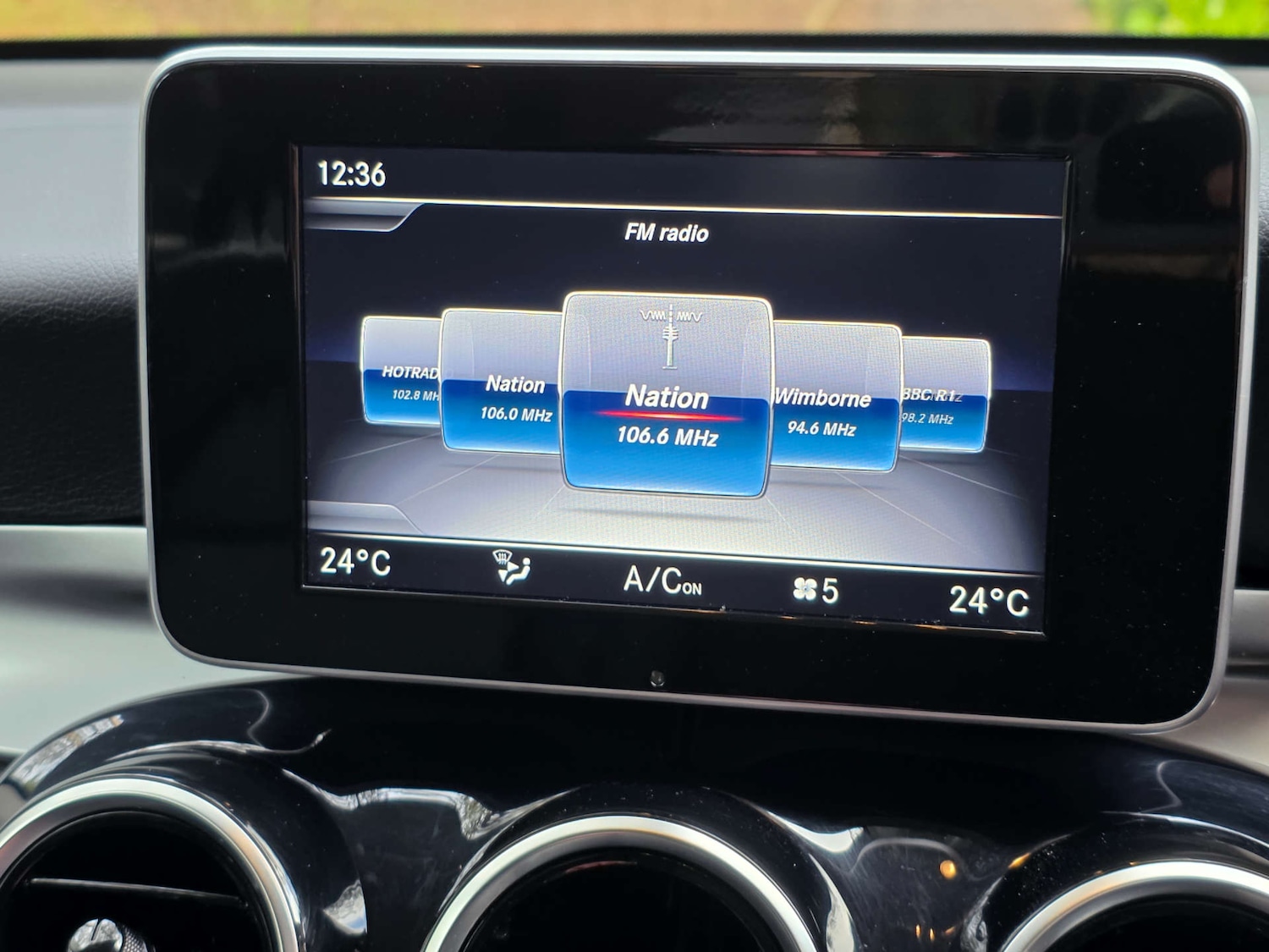 Used Mercedes-Benz GLC 2018 for sale - 76985172: Photo 26