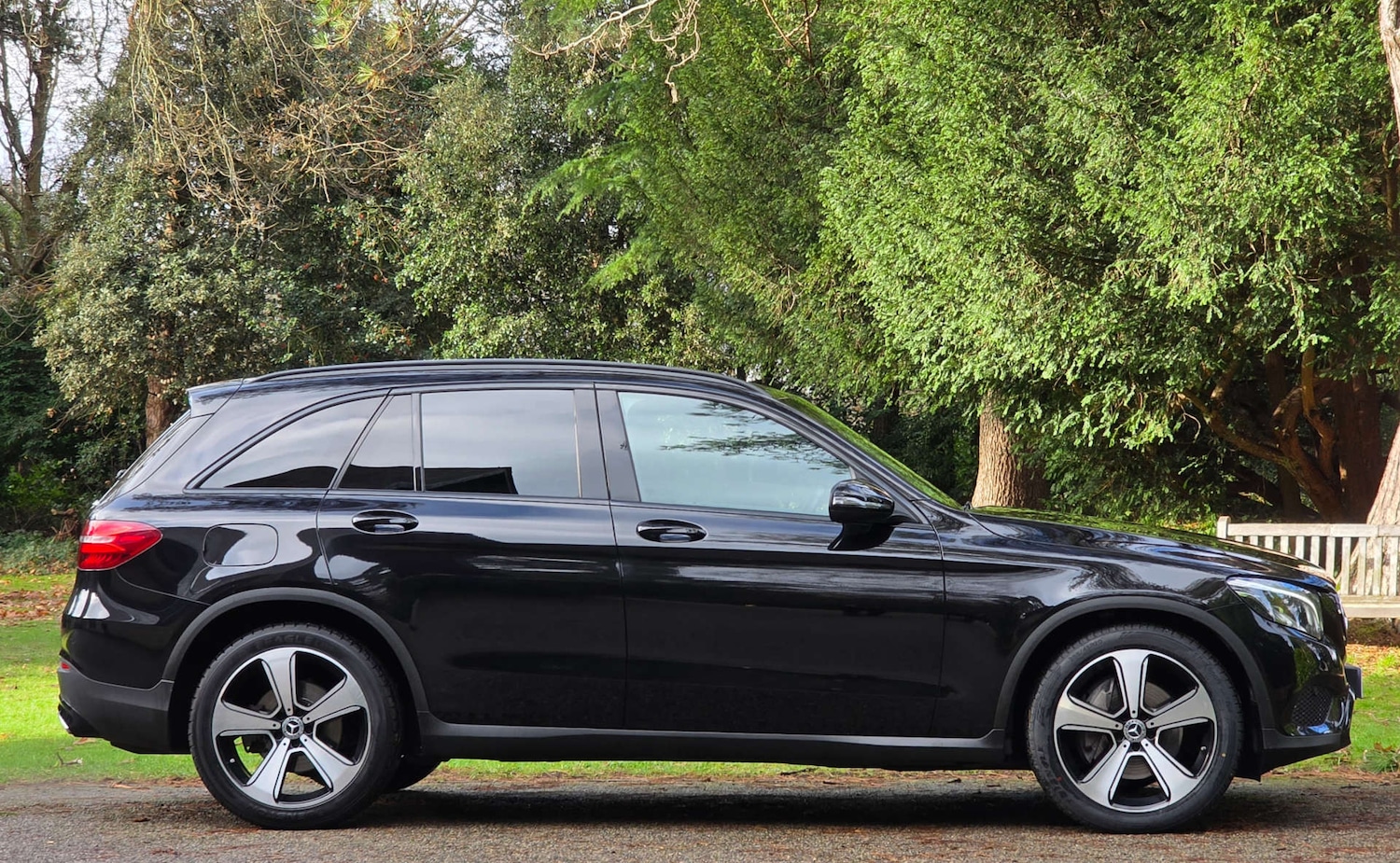Used Mercedes-Benz GLC 2018 for sale - 76985172: Photo 3