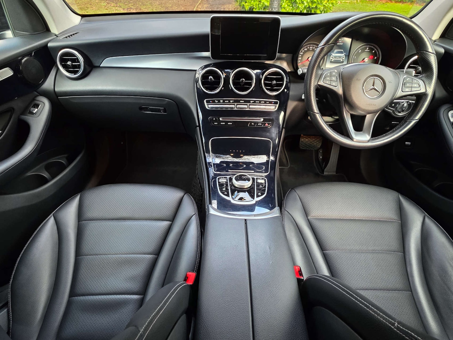 Used Mercedes-Benz GLC 2018 for sale - 76985172: Photo 9