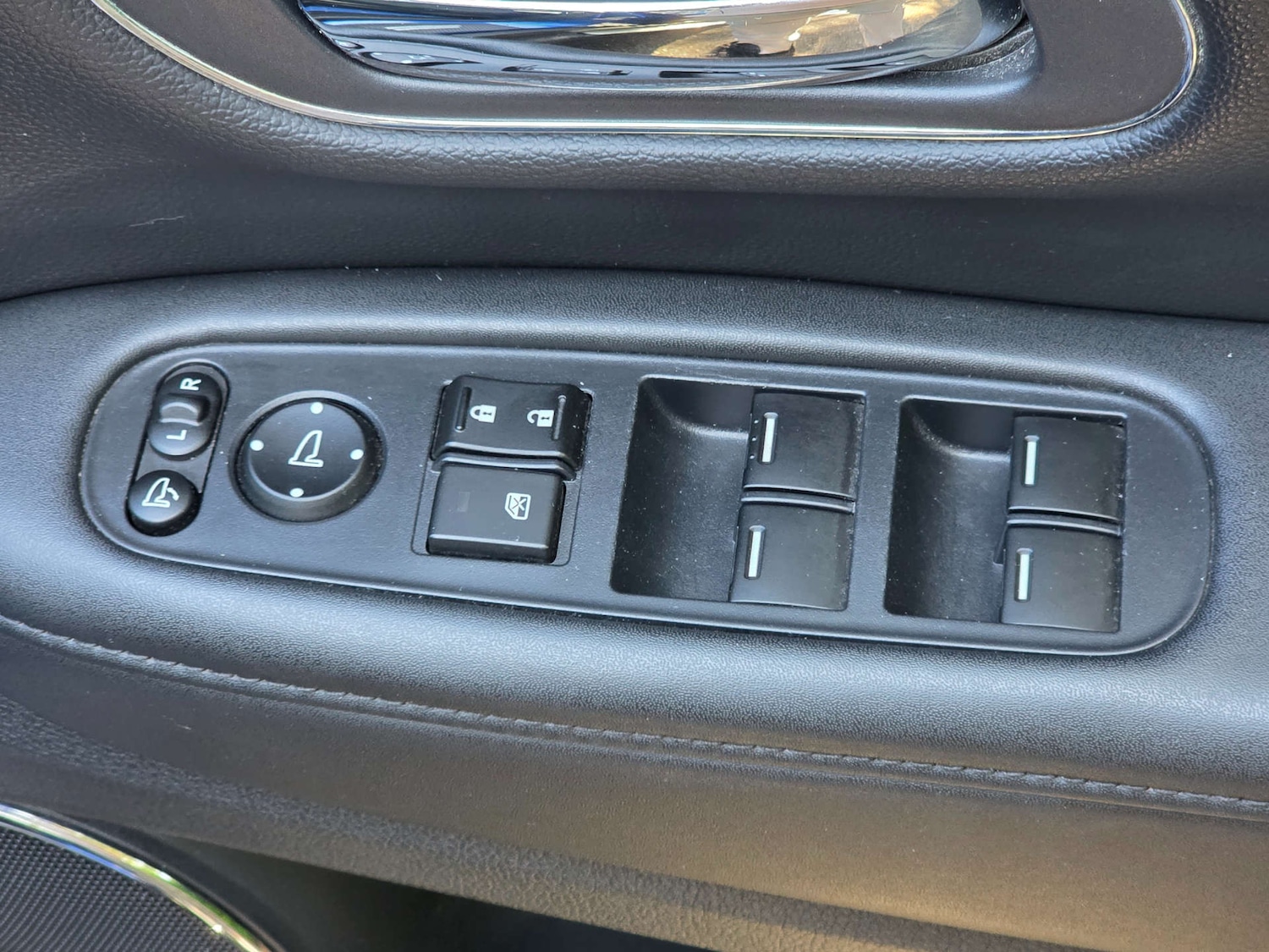 Used Honda HR-V 2015 for sale - 76556001: Photo 39