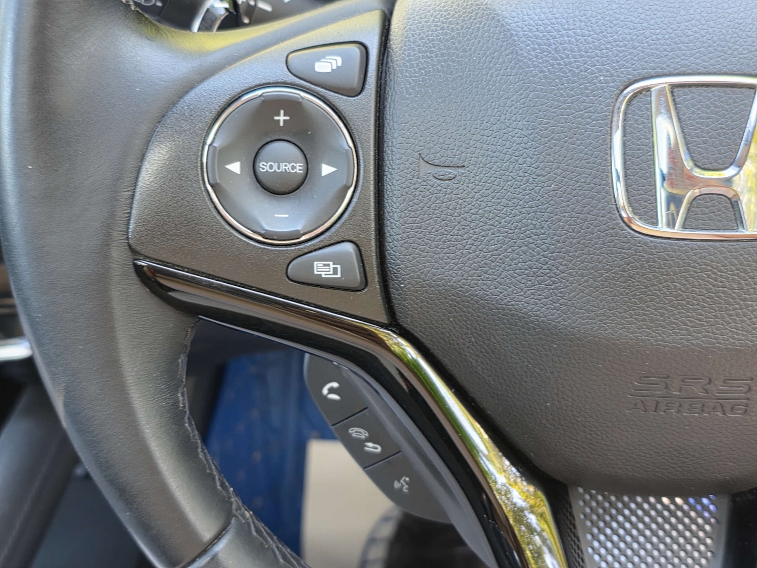 Used Honda HR-V 2015 for sale - 76556001: Photo 44