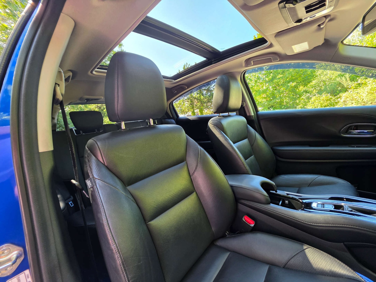 Used Honda HR-V 2015 for sale - 76556001: Photo 9