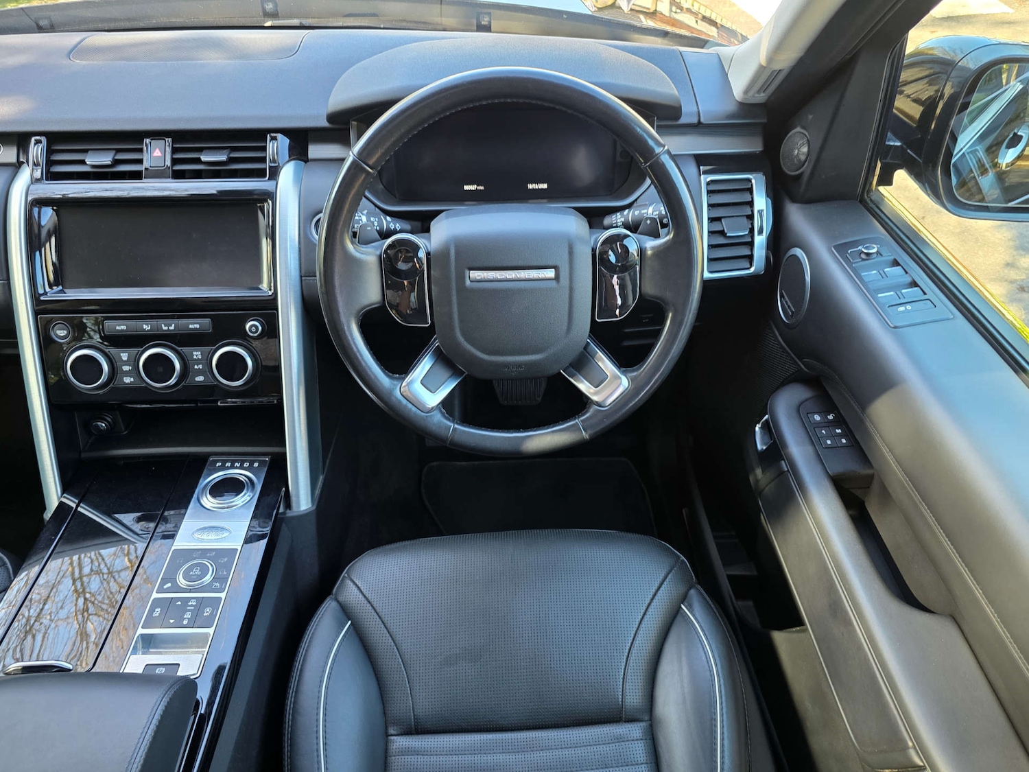 Used Land Rover Discovery 2020 for sale - 77916391: Photo 14