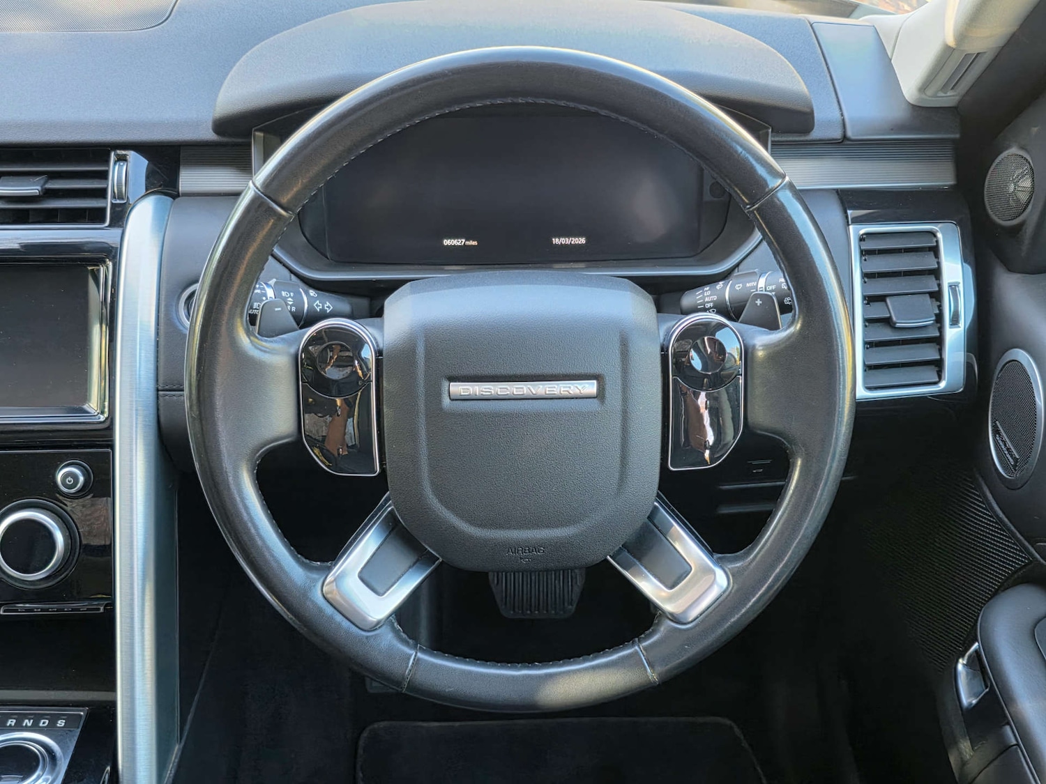 Used Land Rover Discovery 2020 for sale - 77916391: Photo 15