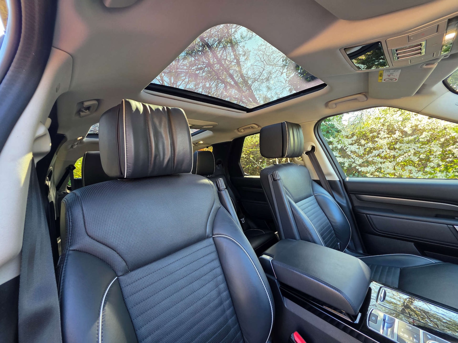 Used Land Rover Discovery 2020 for sale - 77916391: Photo 17