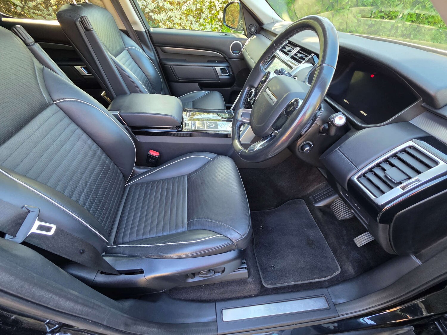 Used Land Rover Discovery 2020 for sale - 77916391: Photo 18