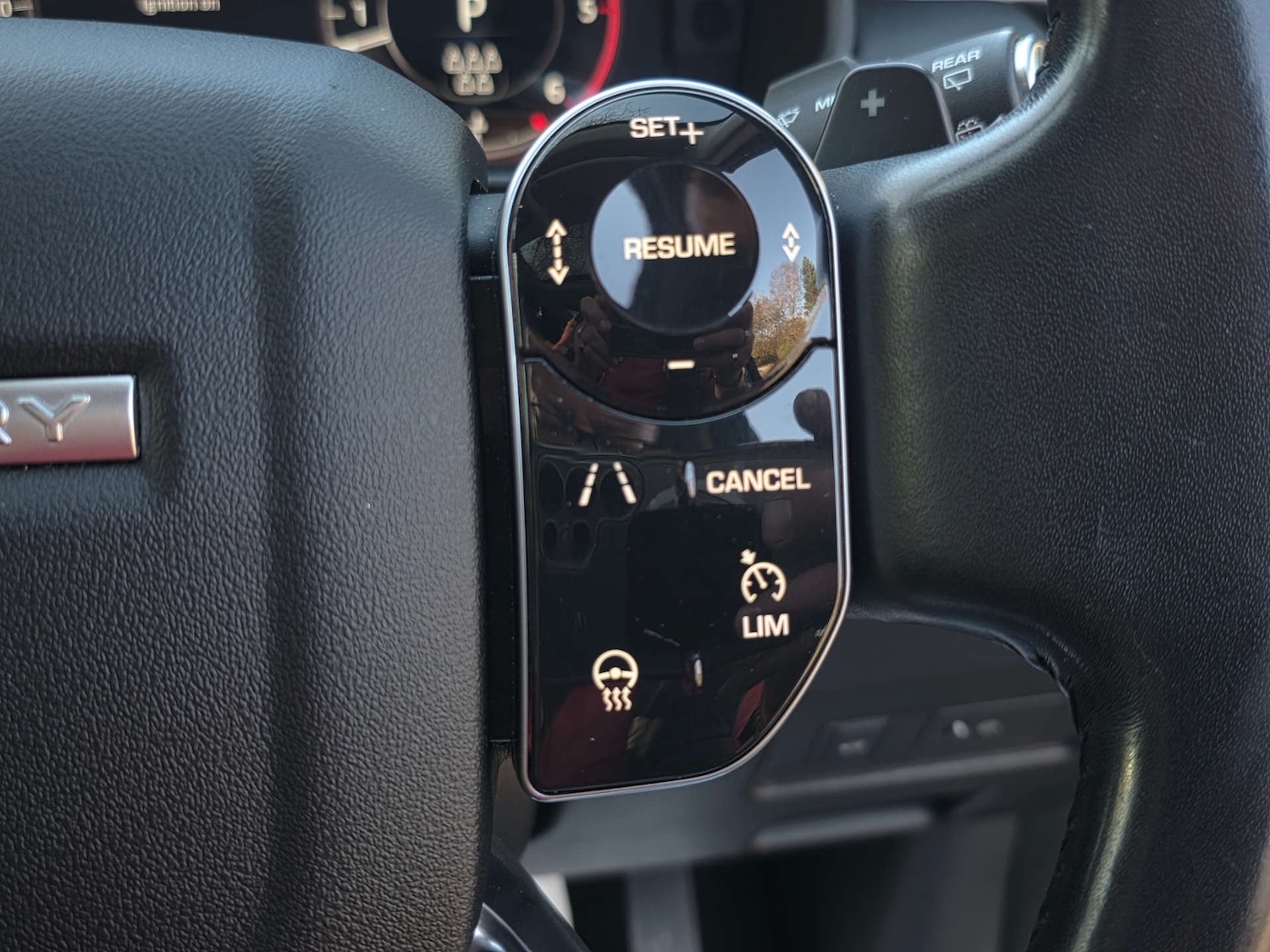 Used Land Rover Discovery 2020 for sale - 77916391: Photo 48