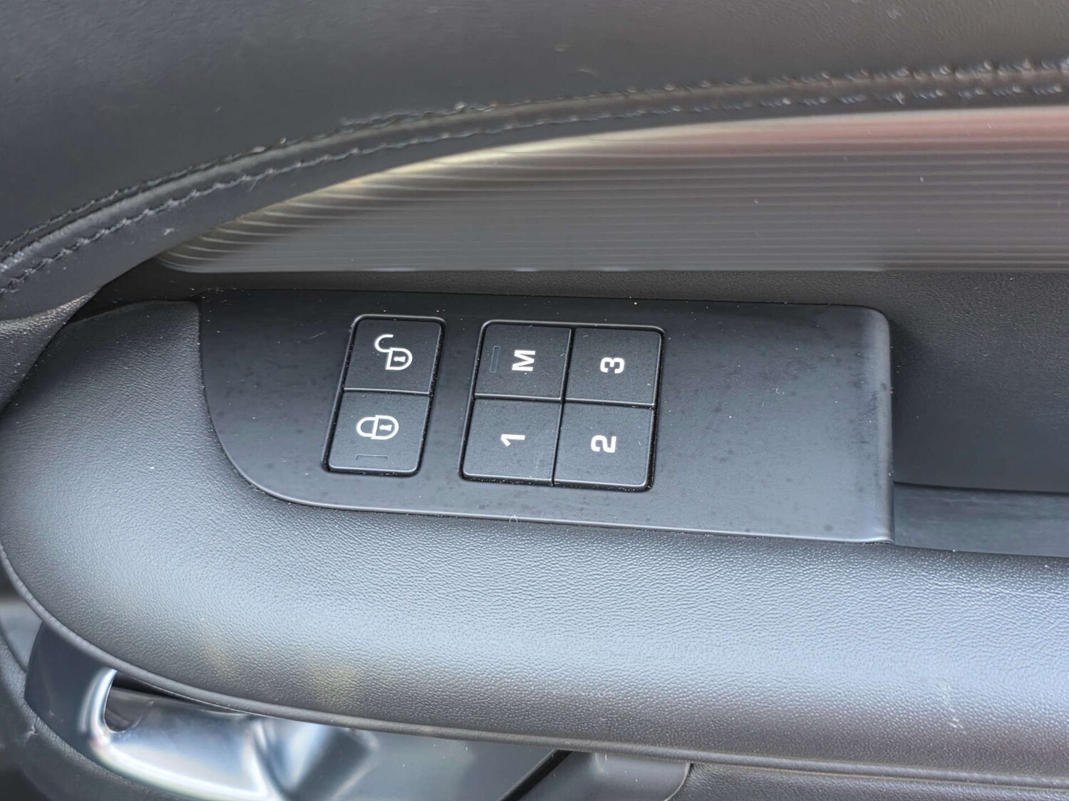 Used Land Rover Discovery 2020 for sale - 77916391: Photo 54