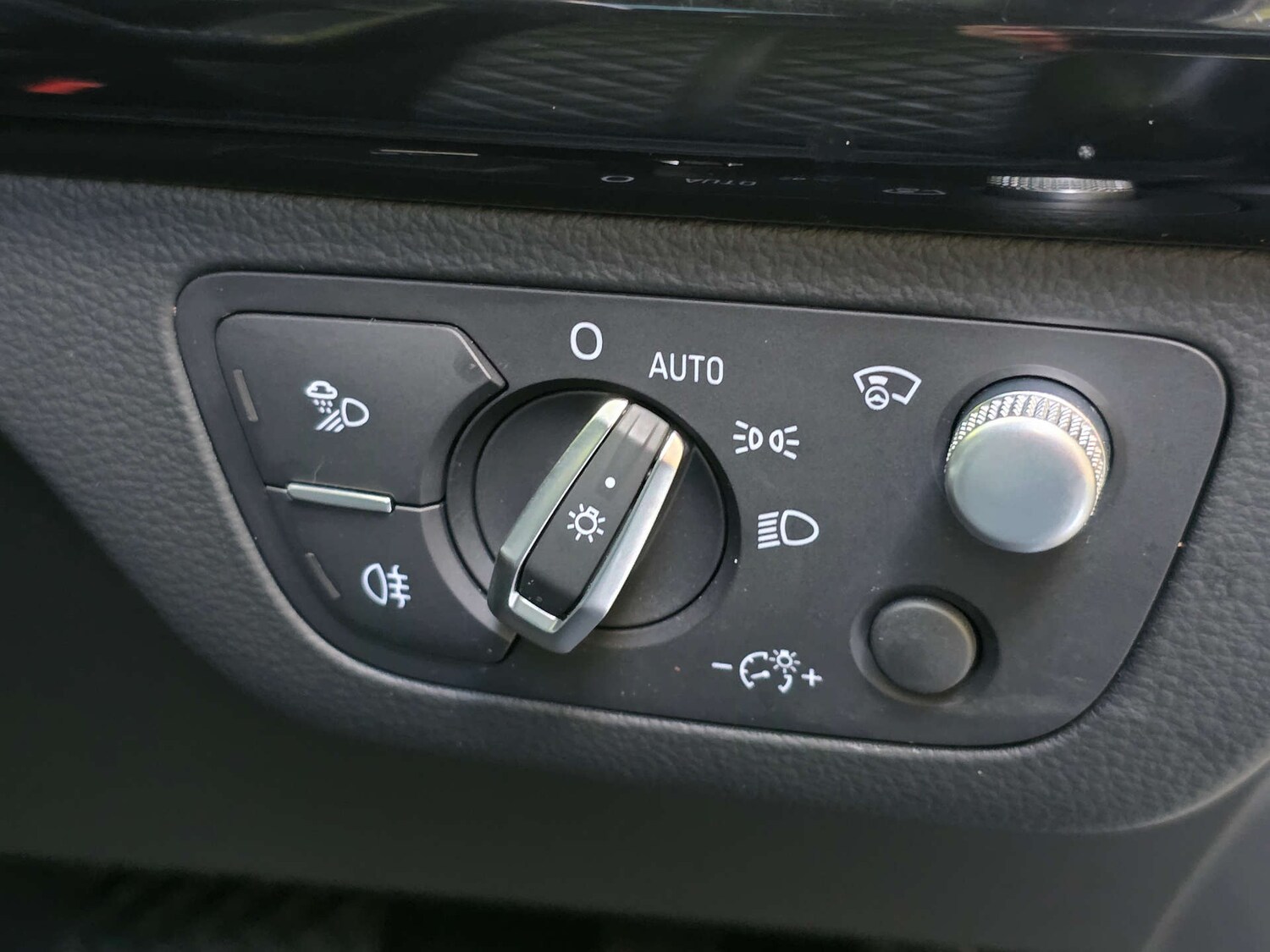 Used Audi Q5 2020 for sale - 76354243: Photo 45