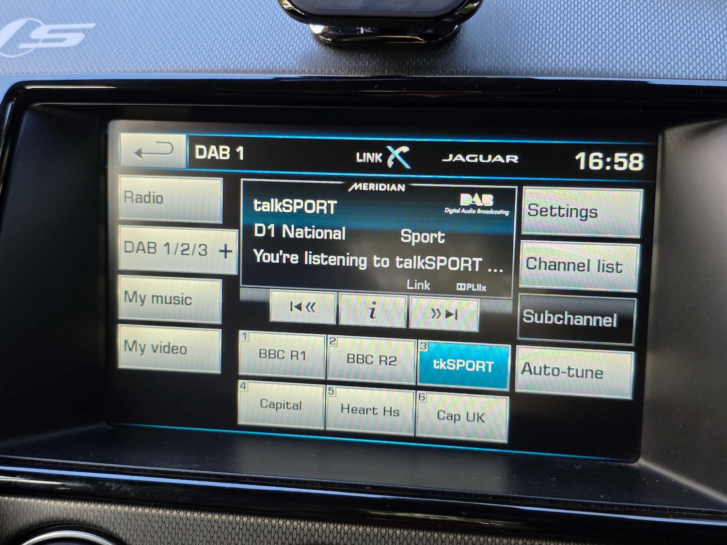 Used Jaguar F-Type 2014 for sale - 77494137: Photo 28