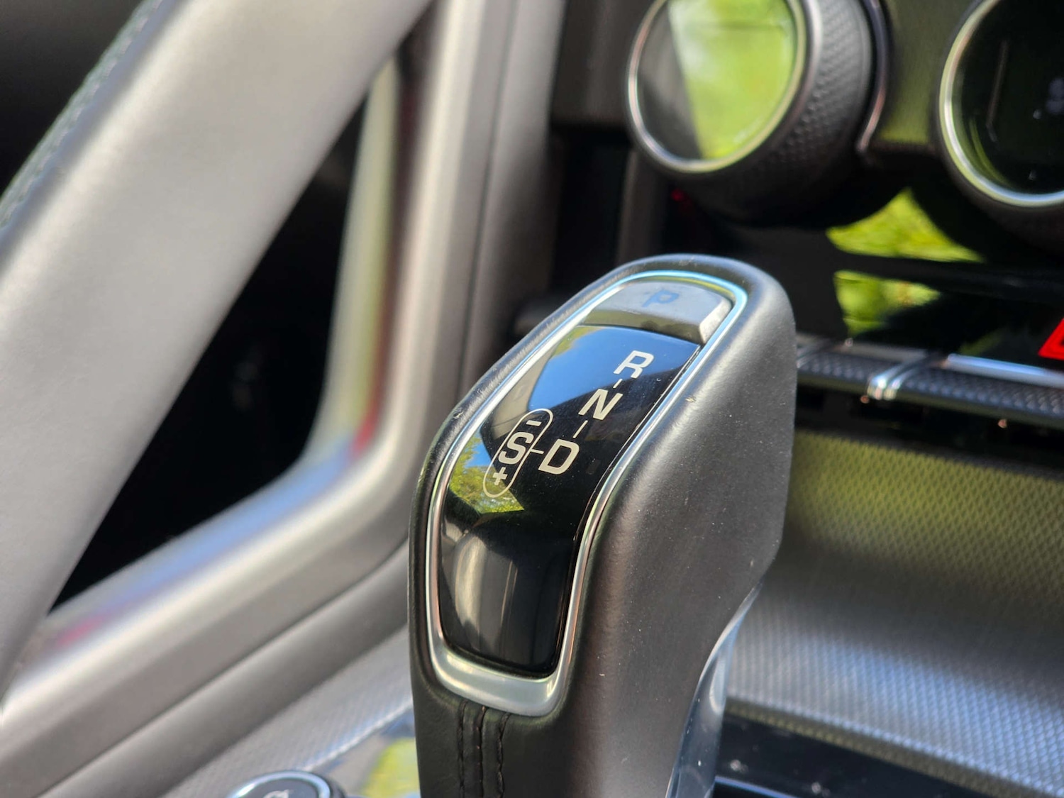 Used Jaguar F-Type 2014 for sale - 77494137: Photo 39