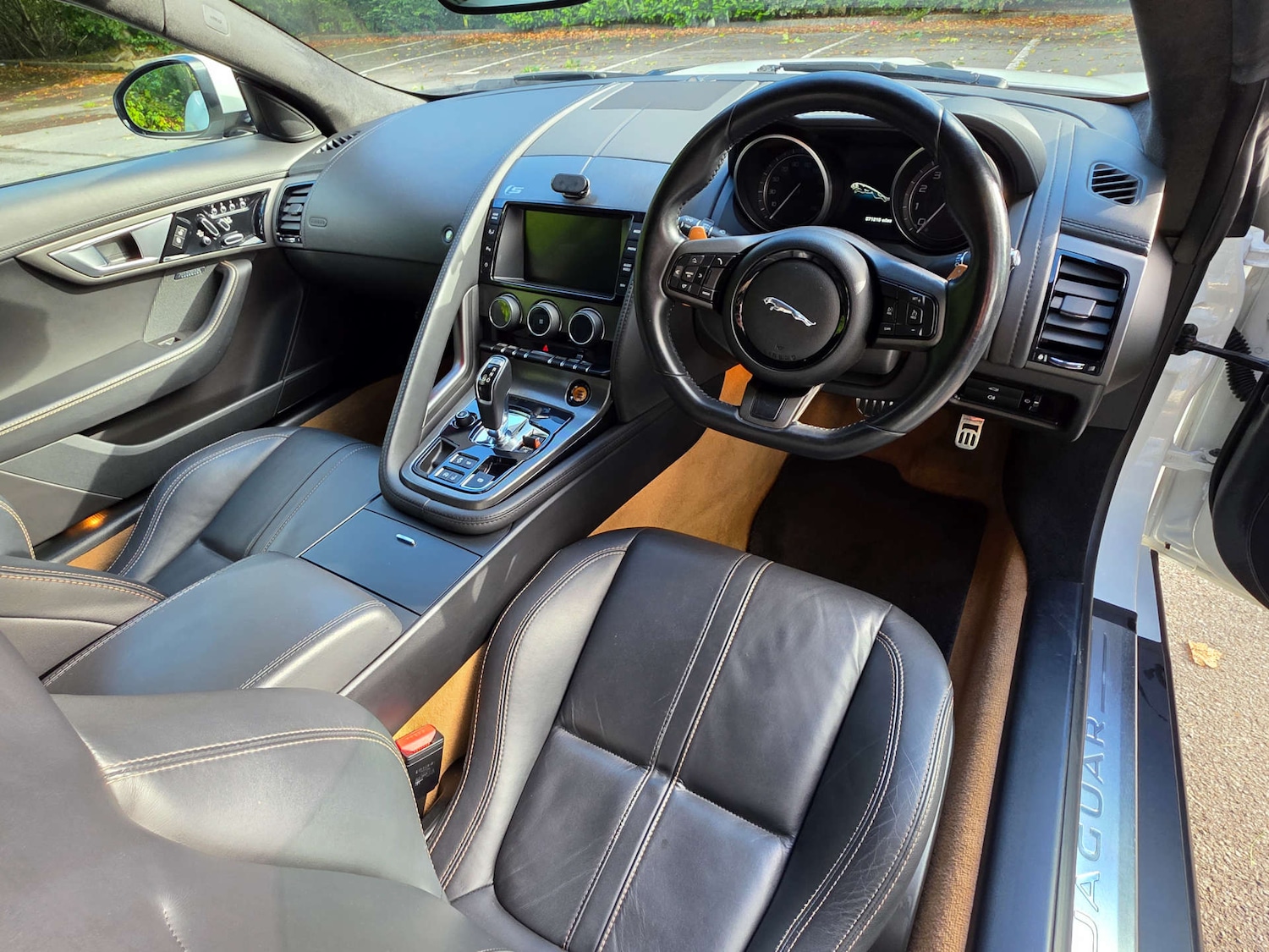 Used Jaguar F-Type 2014 for sale - 77494137: Photo 7