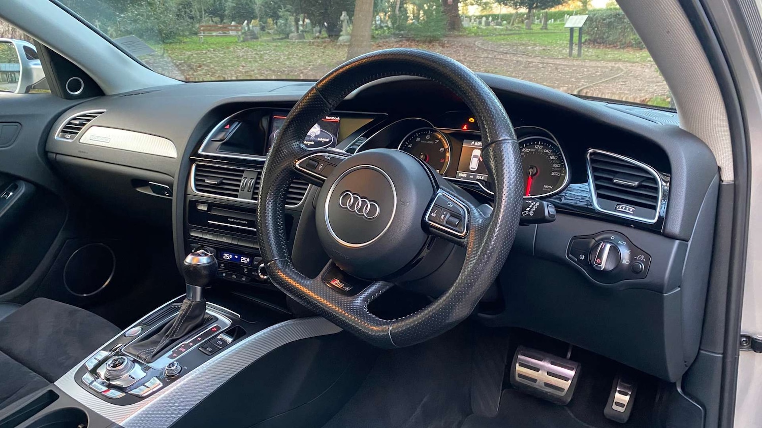 Used Audi A4 2013 for sale - 76640016: Photo 11