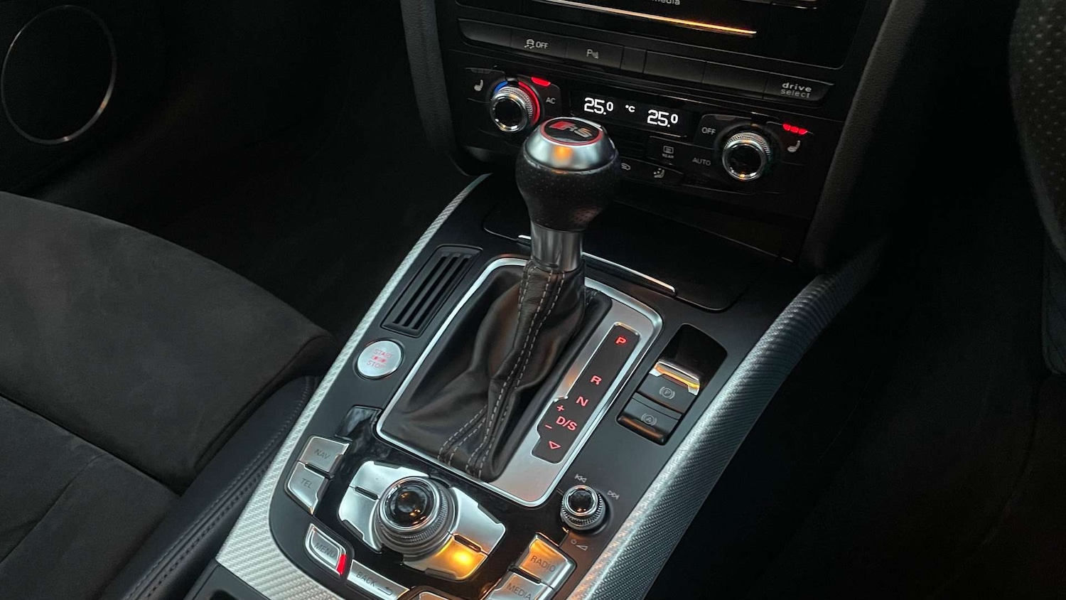 Used Audi A4 2013 for sale - 76640016: Photo 30