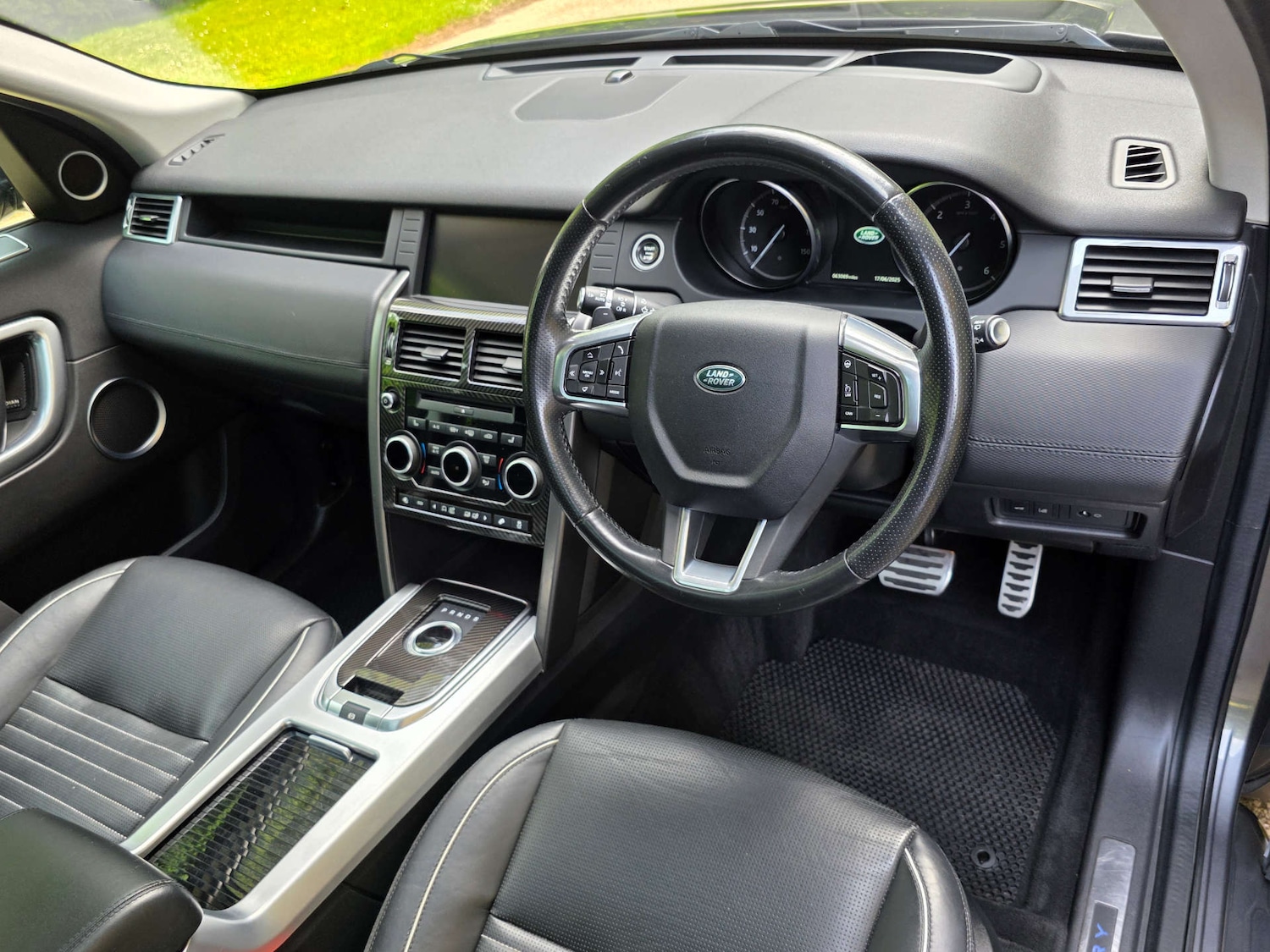 Used Land Rover Discovery Sport 2017 for sale - 76531549: Photo 10