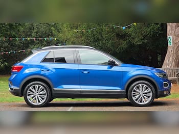 Used Volkswagen T-Roc 2018 for sale - 79812905: Photo
