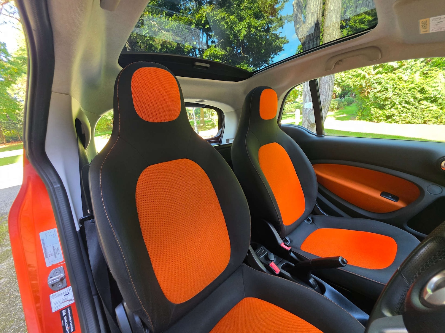 Used smart fortwo 2015 for sale - 76115713: Photo 3