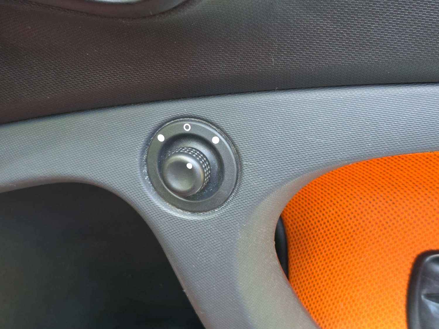 Used smart fortwo 2015 for sale - 76115713: Photo 38