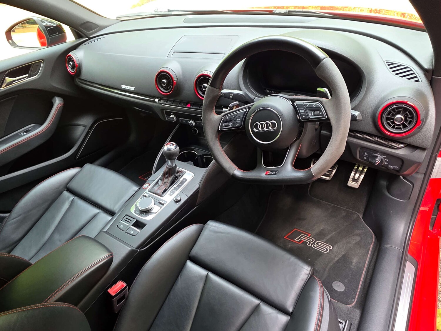 Used Audi RS3 2018 for sale - 77762297: Photo 13