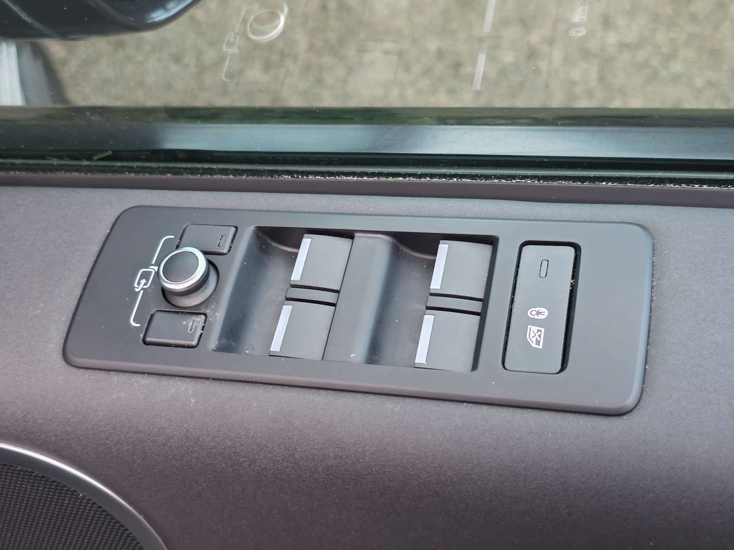 Used Land Rover Discovery 2019 for sale - 77025215: Photo 42