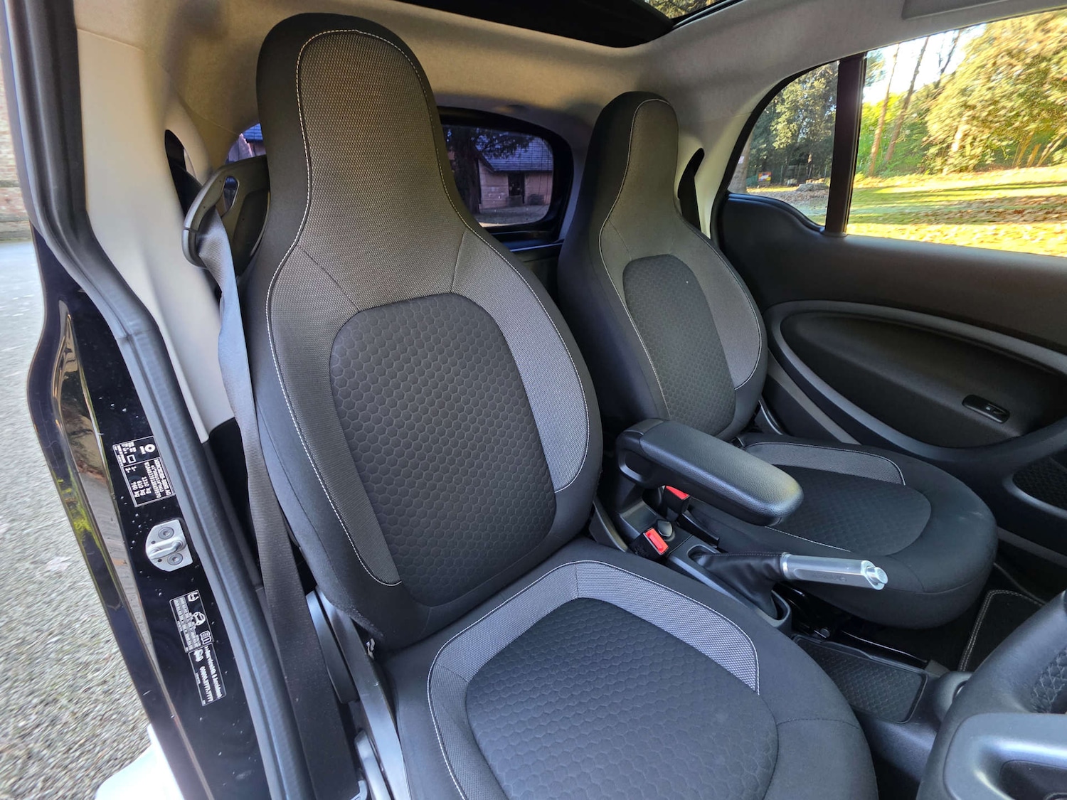 Used smart fortwo 2021 for sale - 77105760: Photo 15