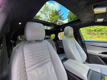 Used Land Rover Range Rover Evoque 2022 for sale - 79284980: Photo