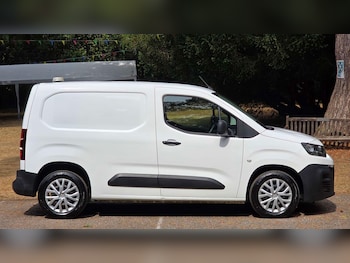 Used Citroen Berlingo 2020 for sale - 79307992: Photo
