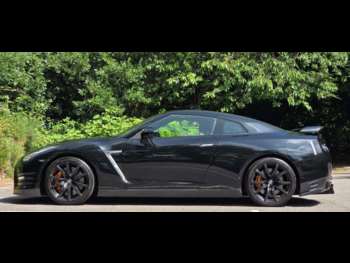 Used Nissan GT-R 2016 for sale - 75066110: Photo