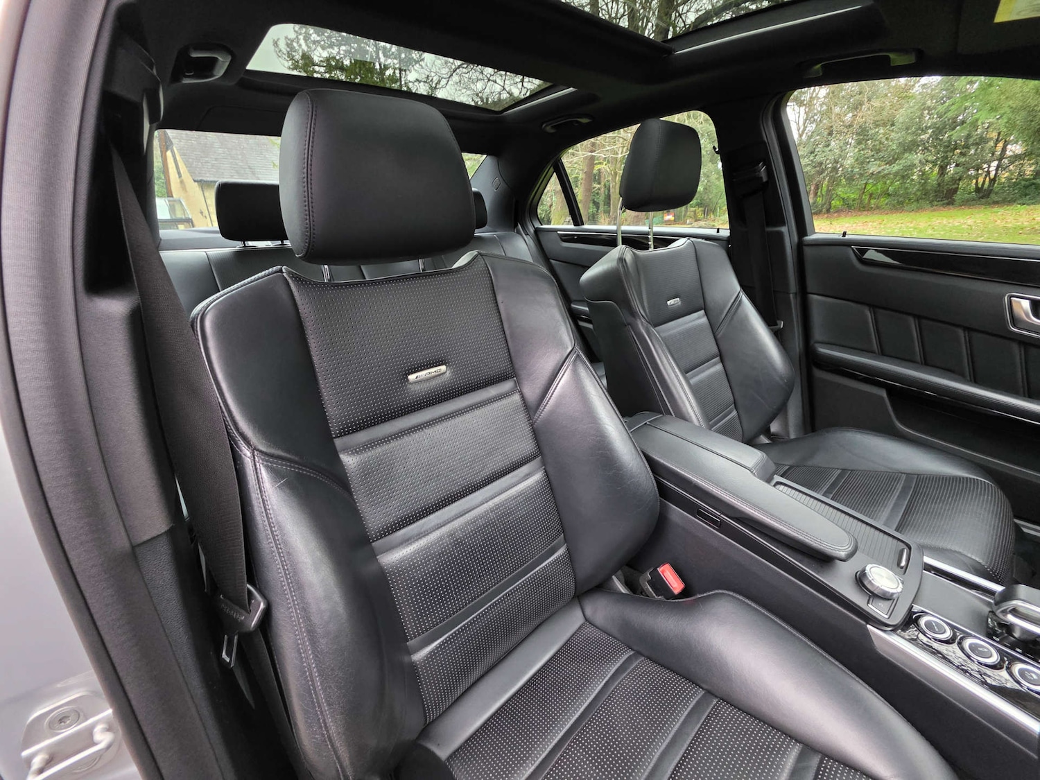 Used Mercedes-Benz E Class 2015 for sale - 76985157: Photo 13