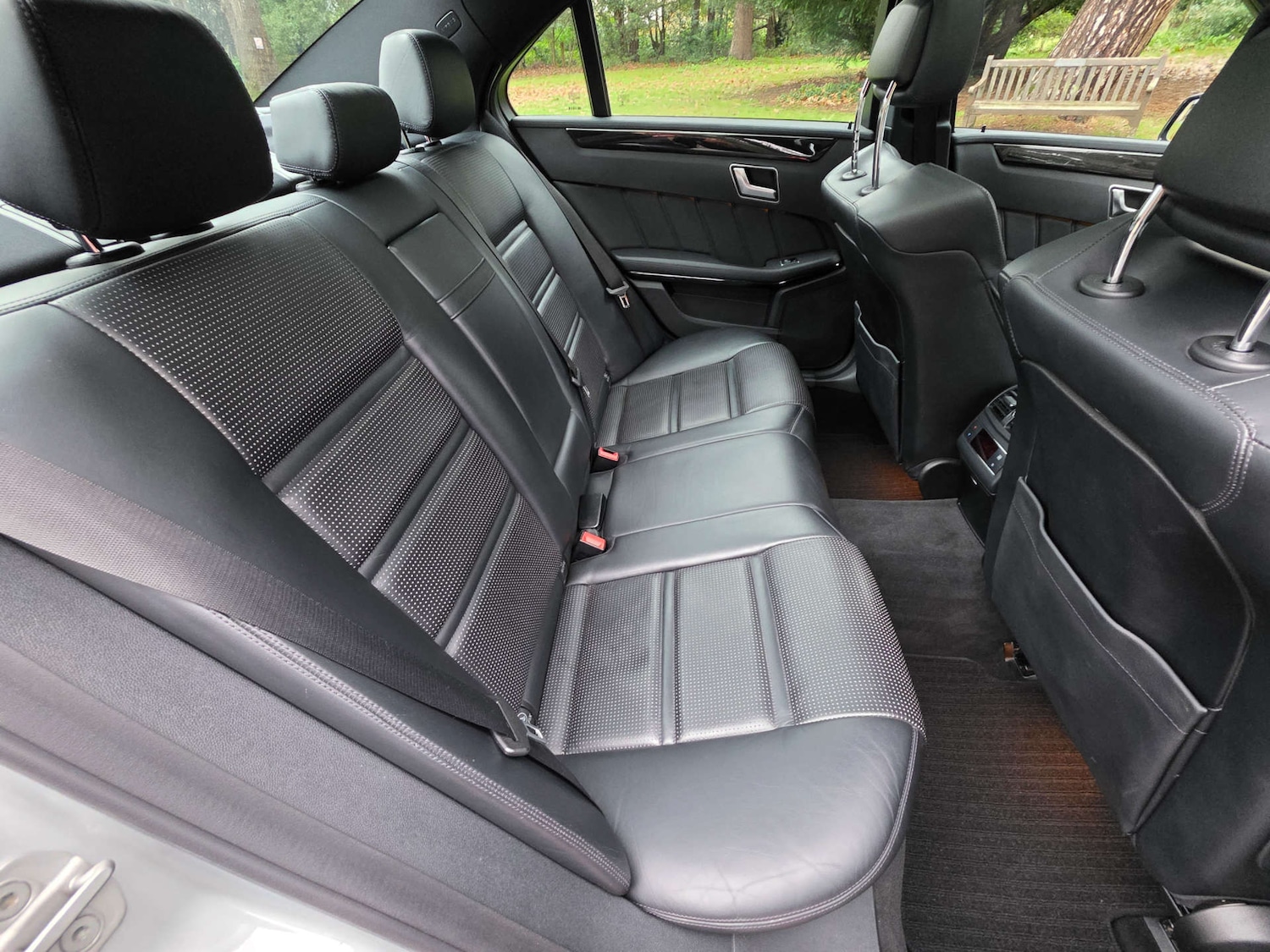 Used Mercedes-Benz E Class 2015 for sale - 76985157: Photo 16