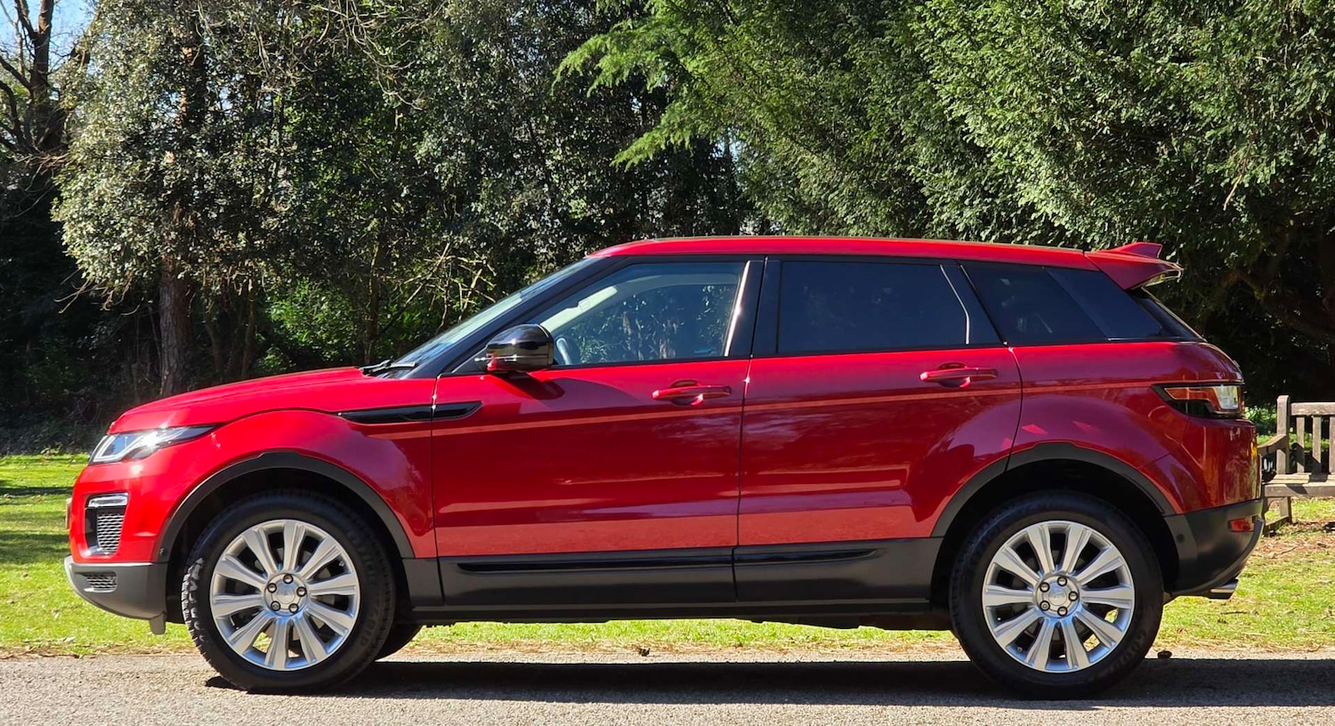 Used Land Rover Range Rover Evoque 2019 for sale - 77934076: Photo 4