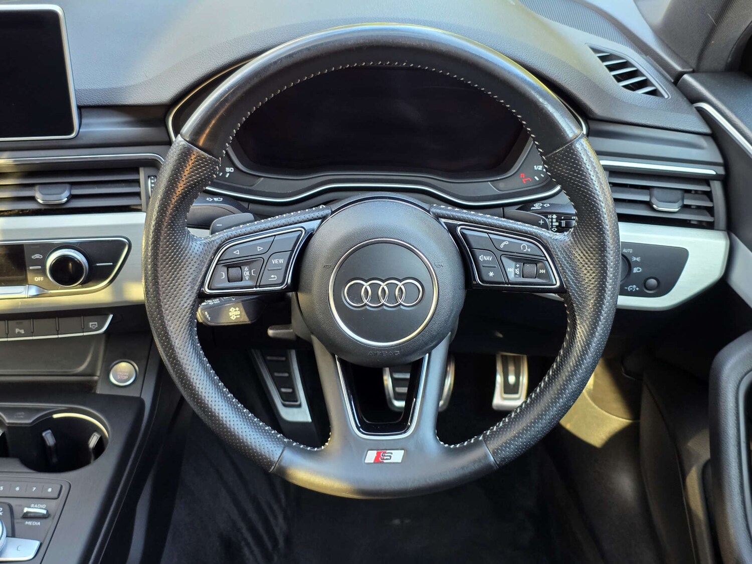 Used Audi A4 2016 for sale - 77749158: Photo 10