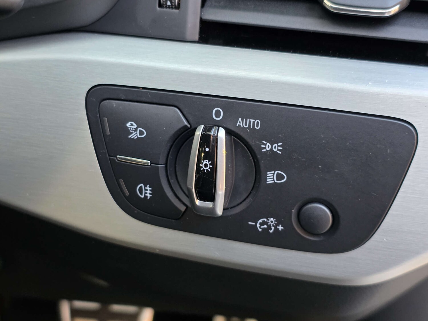 Used Audi A4 2016 for sale - 77749158: Photo 43