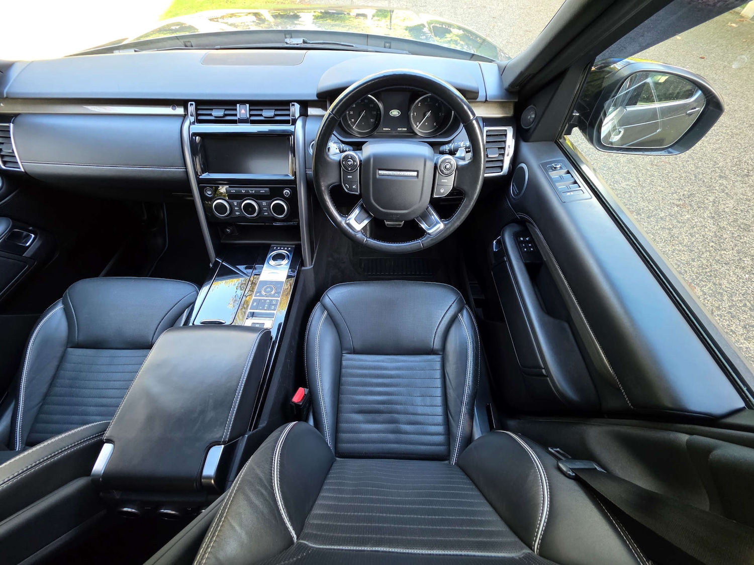 Used Land Rover Discovery 2017 for sale - 77301674: Photo 37