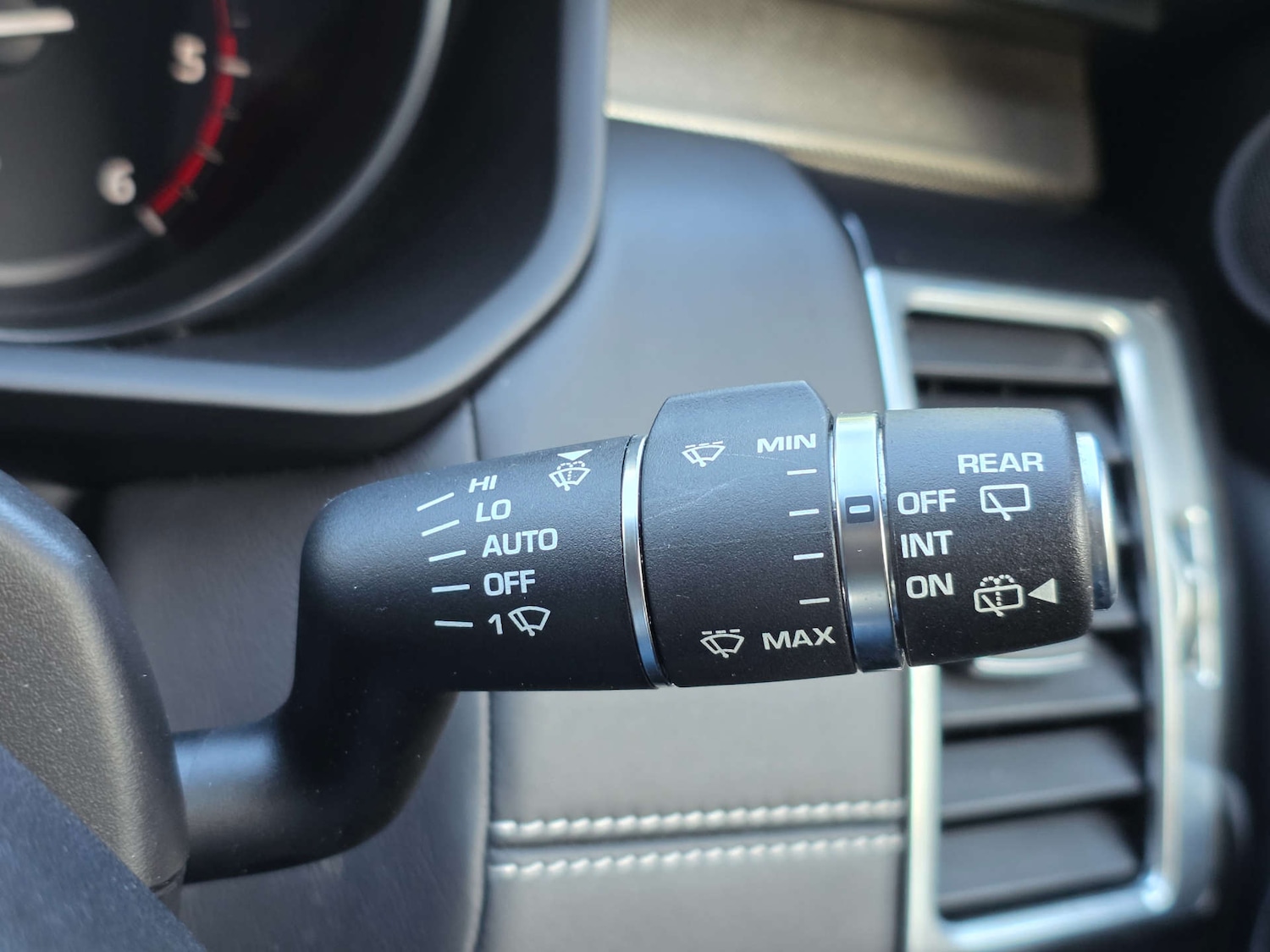 Used Land Rover Discovery 2017 for sale - 77301674: Photo 40