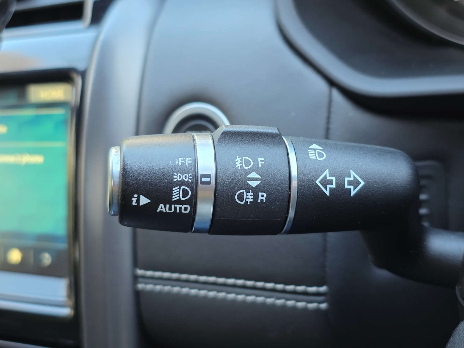 Used Land Rover Discovery 2017 for sale - 77301674: Photo 41