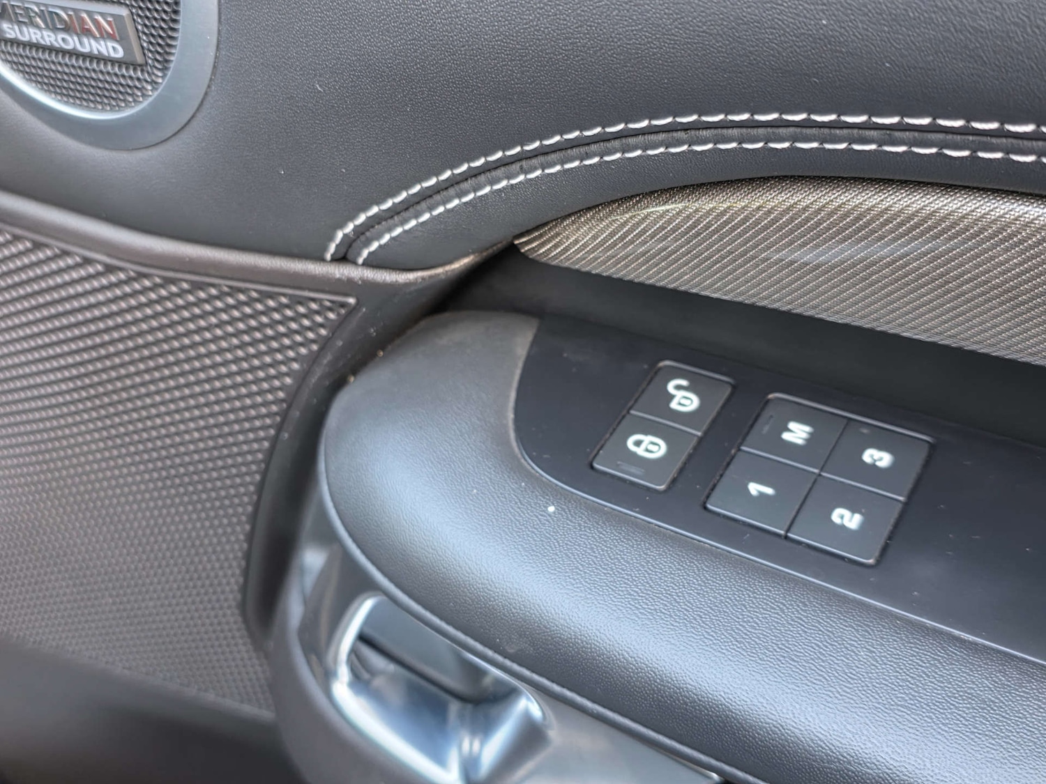 Used Land Rover Discovery 2017 for sale - 77301674: Photo 47